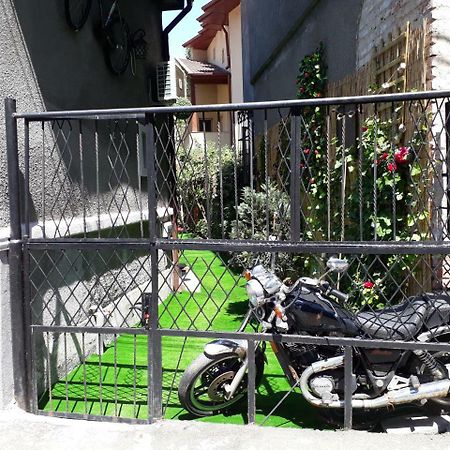 Motor House Unirii Hotel Bucareste Exterior foto
